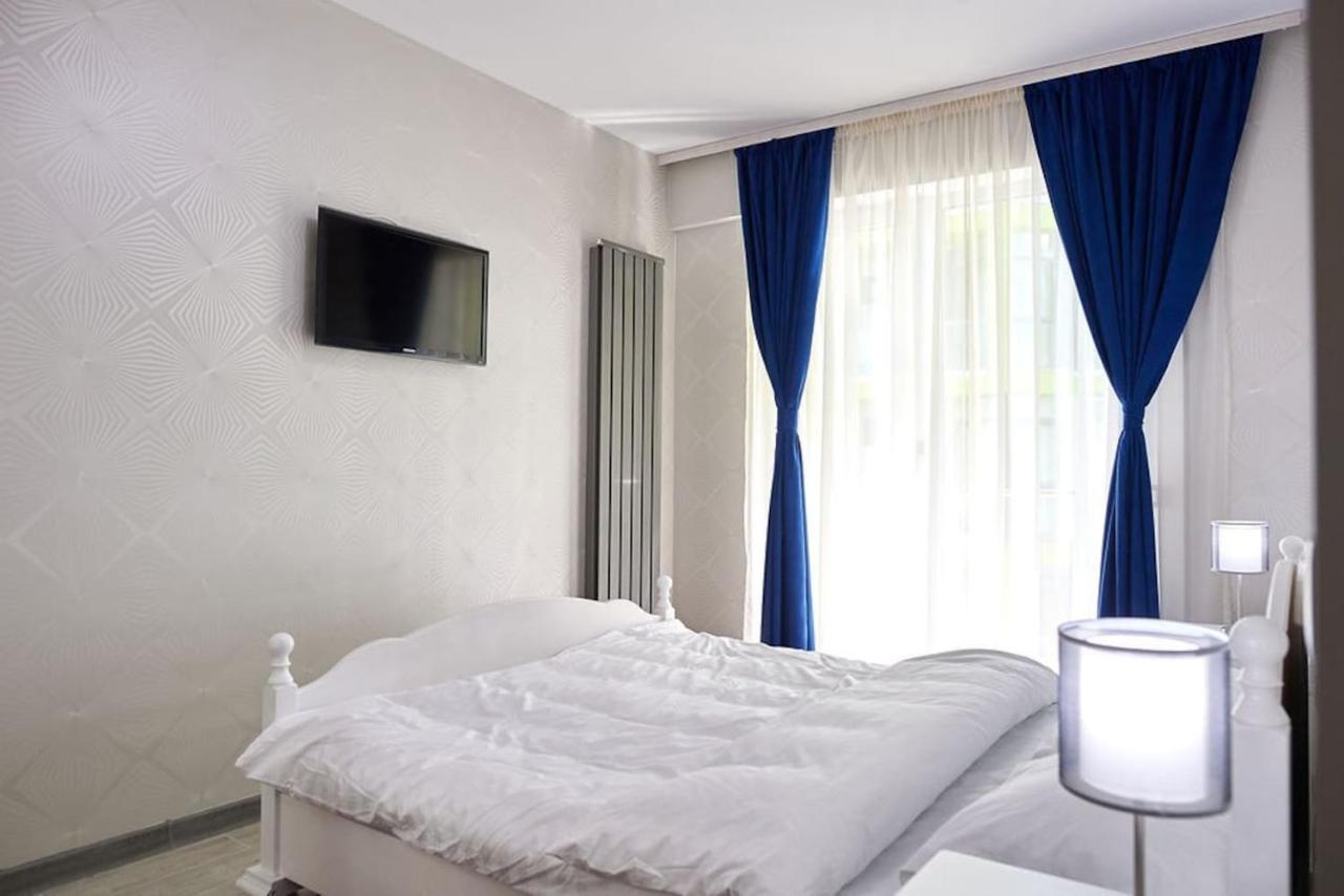 Blue Apartment In Spa N Pool Beach Resort Năvodari Esterno foto