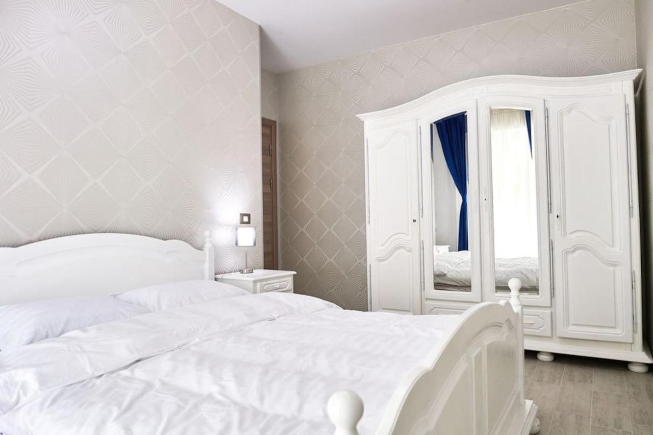 Blue Apartment In Spa N Pool Beach Resort Năvodari Esterno foto