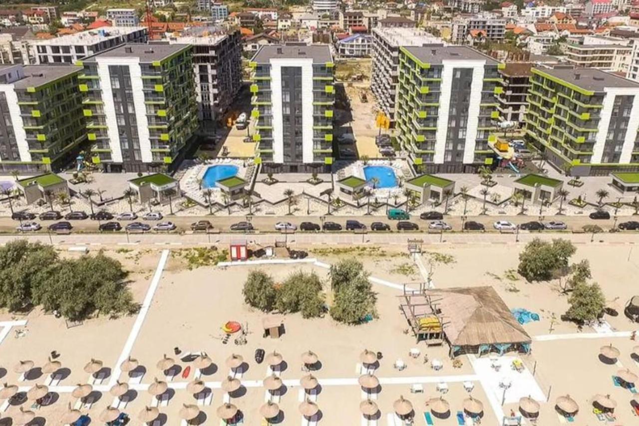 Blue Apartment In Spa N Pool Beach Resort Năvodari Esterno foto