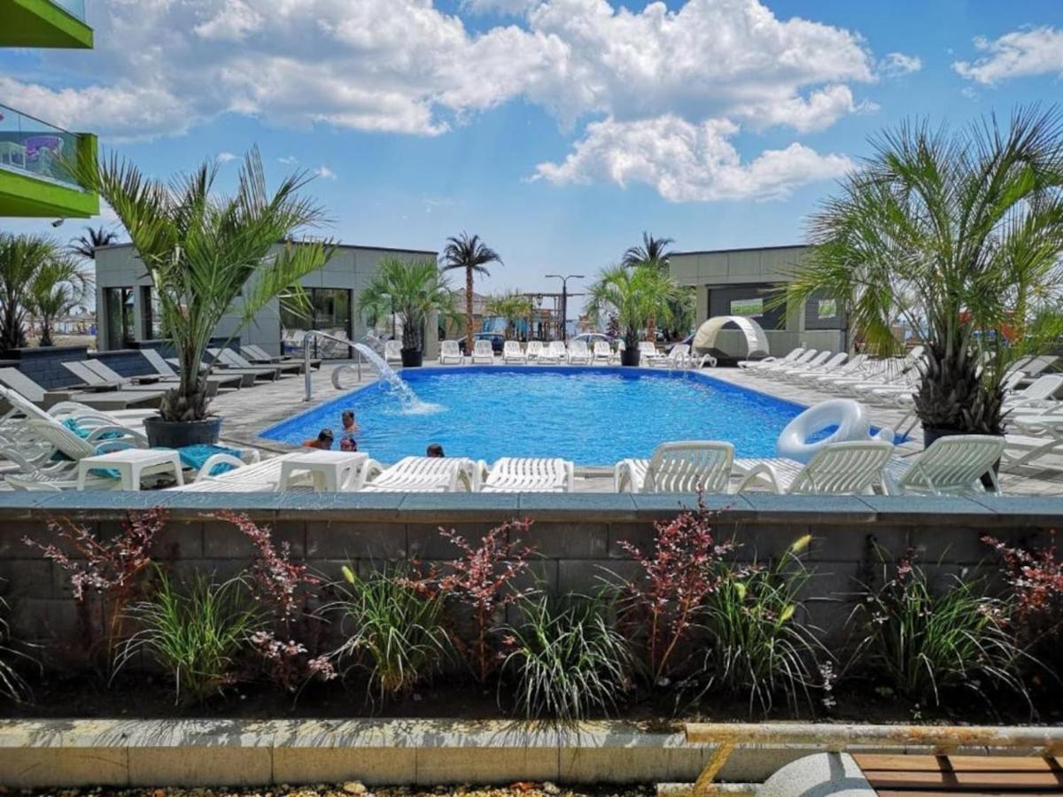 Blue Apartment In Spa N Pool Beach Resort Năvodari Esterno foto